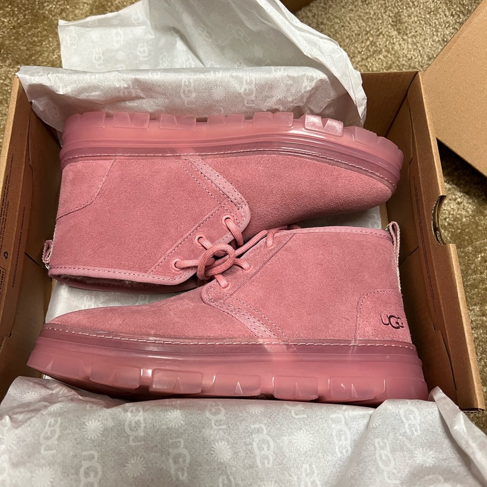 Ugg neumel
